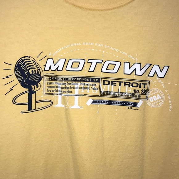 NWOT Gildan MOTOWN T-shirt SIZE M - Picture 2 of 4